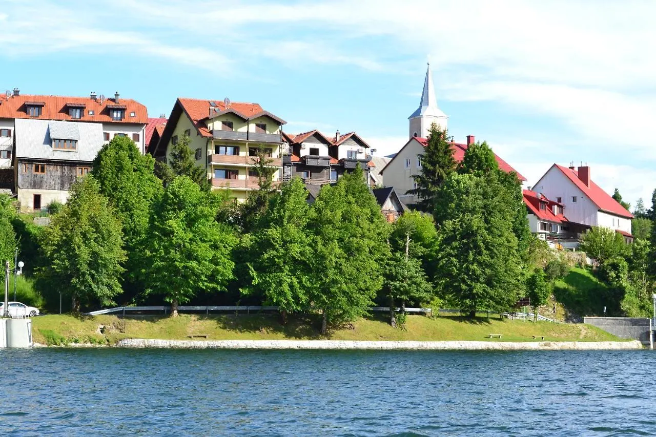Madora - Studio Apartman For Two In Fuzine, Near The Lake Apartment Fuzine
