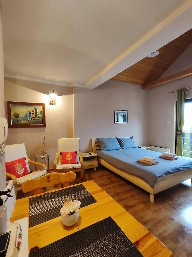 Apartment Madora - Studio Apartman For Two In Fuzine, Near The Lake